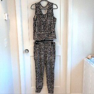 NWT CAbi Leopard Set: Knotty Tank #5759 & Joggers #5680 Lg Modal Knit Lounge